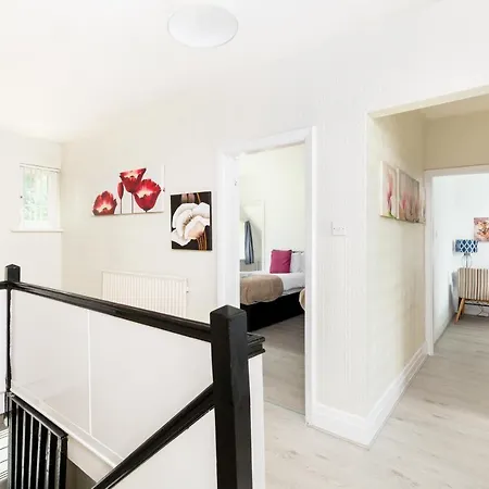 Beautiful 6 Bedroom House For 17 Guests Next To Edgbaston Stadium Birmingham Exterior photo