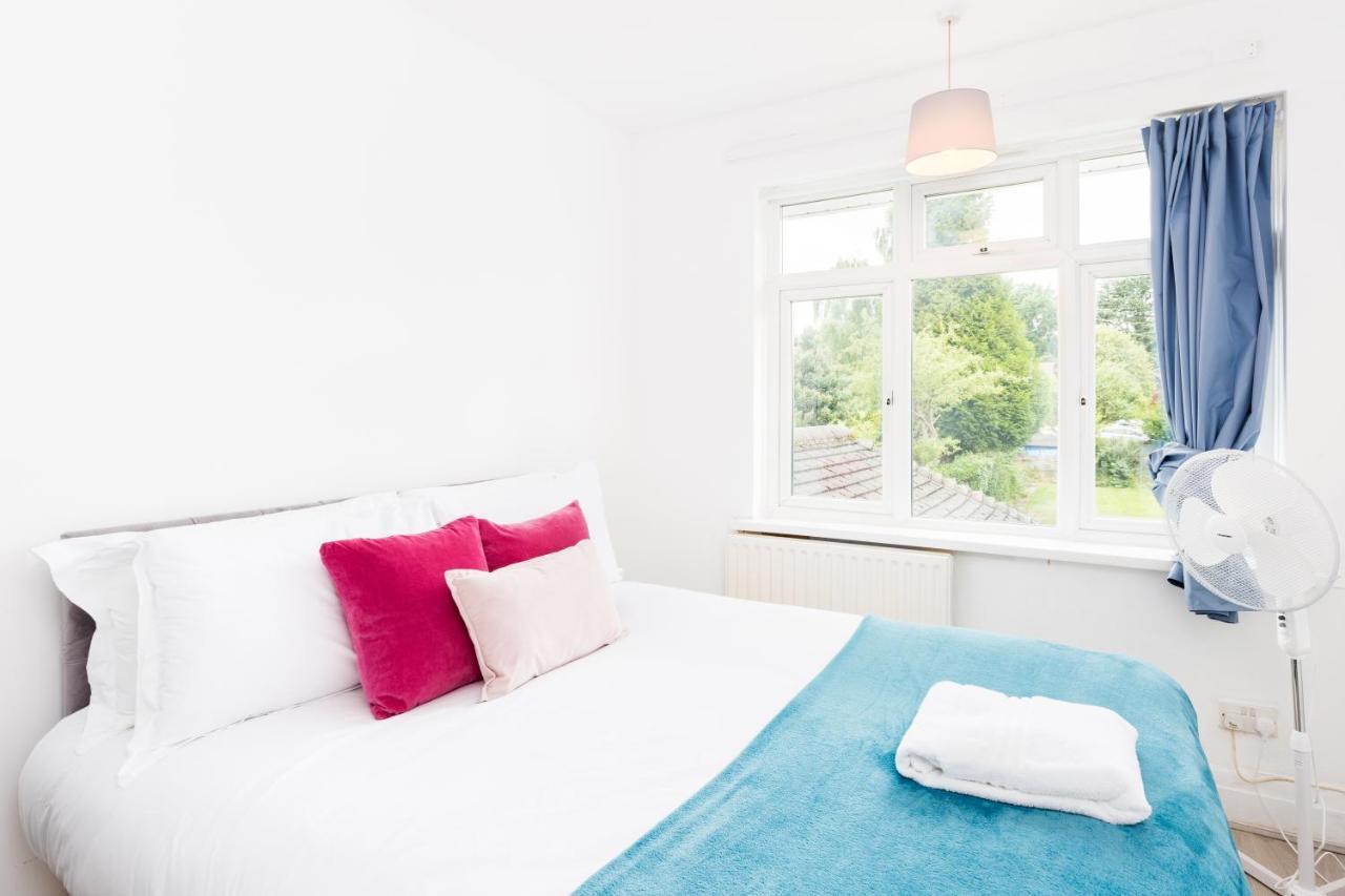Beautiful 6 Bedroom House For 17 Guests Next To Edgbaston Stadium *