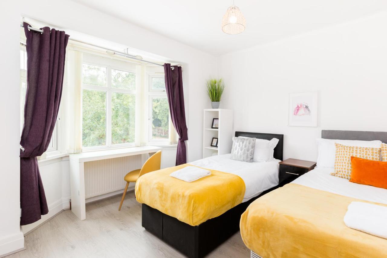 Beautiful 6 Bedroom House For 17 Guests Next To Edgbaston Stadium Apartment *