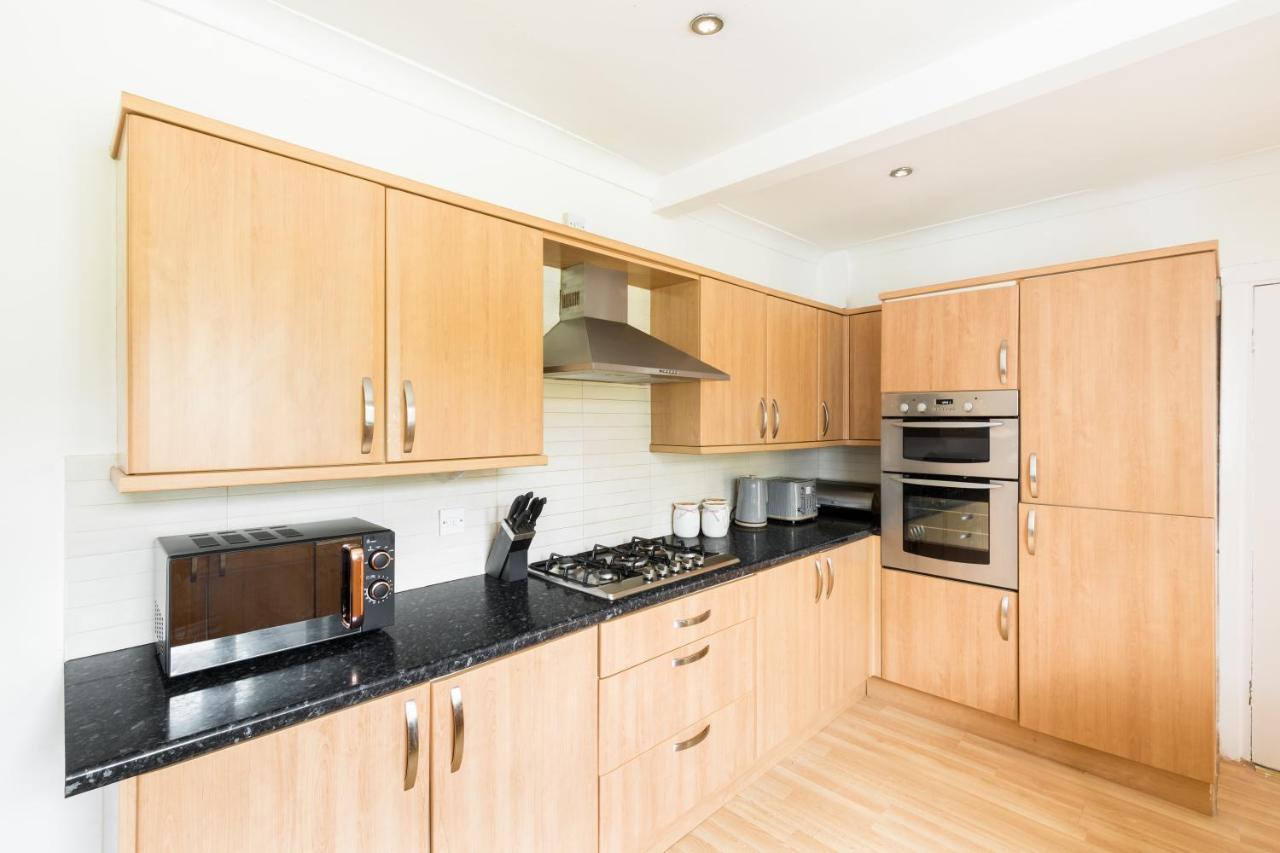 Apartment Beautiful 6 Bedroom House For 17 Guests Next To Edgbaston Stadium *
